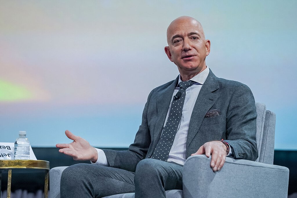Jeff Bezos destaca la importancia de los inventores en la era de la IA
