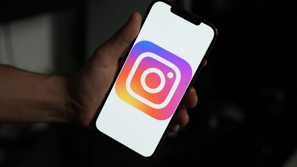 Debate sobre la prohibición de redes sociales para menores en Reino Unido