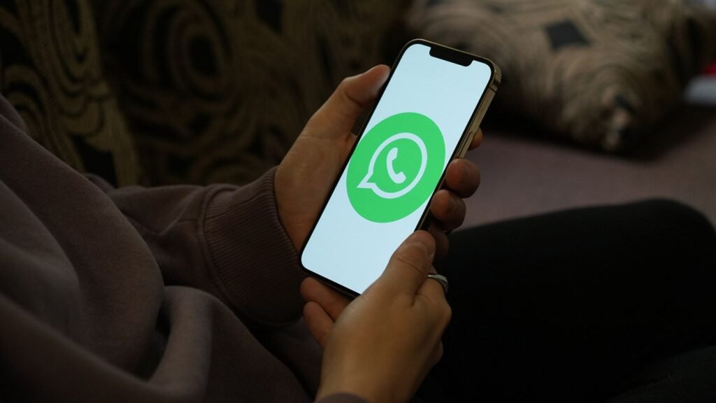 WhatsApp implementa advertencias para mensajes a números desconocidos