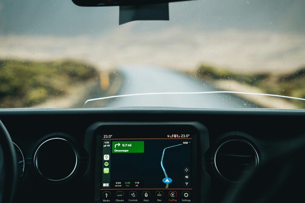 Adaptadores CarPlay inalámbricos para conectar iPhone a coches