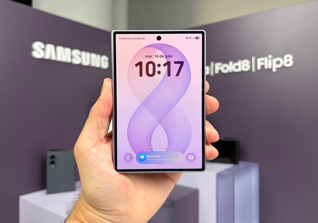 Samsung presenta el Galaxy Z Fold8, un nuevo modelo de teléfono plegable
