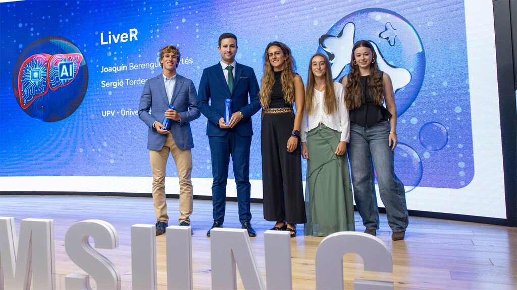 Estudiantes valencianos desarrollan un sistema de IA para optimizar trasplantes de hígado