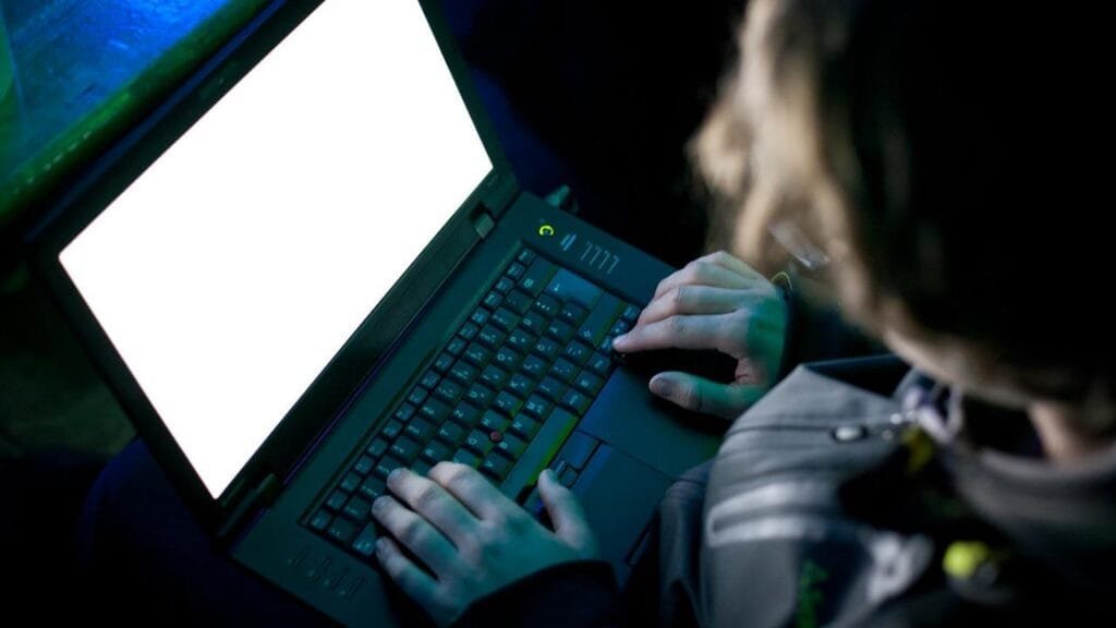 Estas son las cuentas que más están hackeando actualmente y las usas cada día: protégete correctamente