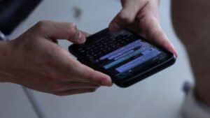 Esto es todo lo que puedes hacer con WhatsApp a través de su IA de Meta