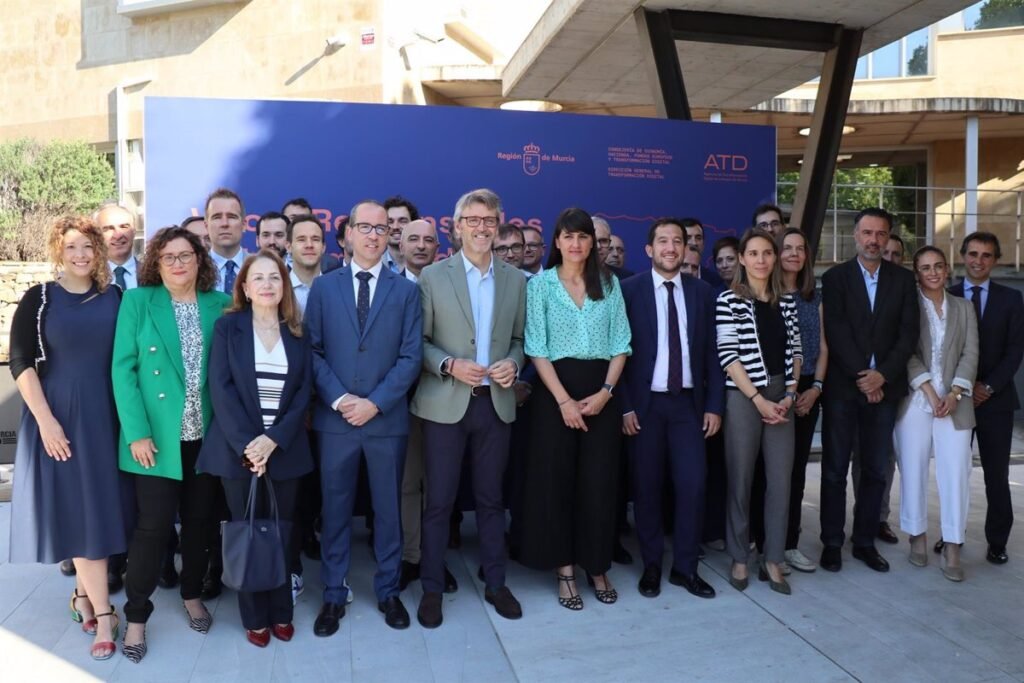 Murcia reúne a responsables de digitalización de toda España para reflexionar de ciberseguridad e IA