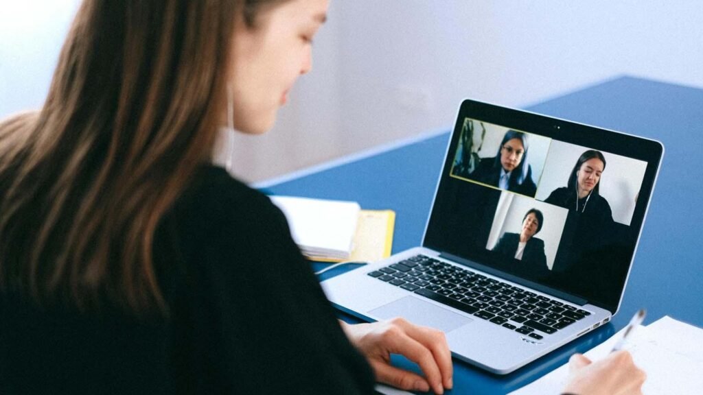 Hoy cierra Skype para siempre, ¿qué alternativas seguras tienes?