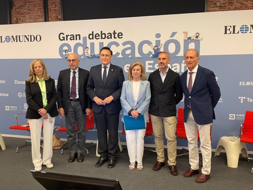 Villamandos destaca la apuesta por la especialización en sectores estratégicos en la nueva programación universitaria