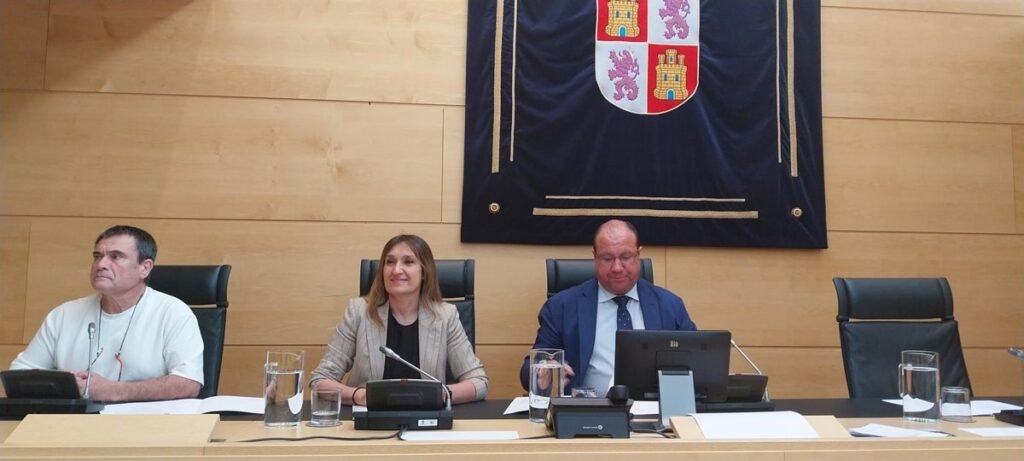 Lucas pide al PSOE que "no se ponga estupendo" sobre el ciberataque y recuerda el hackeo de un joven a Sánchez