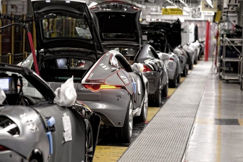 El ciberataque a Jaguar Land Rover tuvo un impacto financiero para Reino Unido de casi 2.200 millones