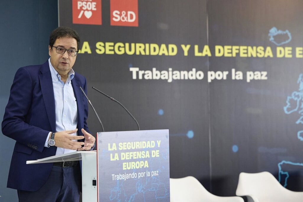Óscar López inaugura una jornada socialista que busca mejorar la ciberseguridad y la autonomía estratégica de Europa