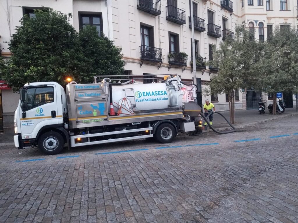 Emasesa valora la ciberseguridad en los servicios esenciales públicos en un contexto de "amenazas digitales"