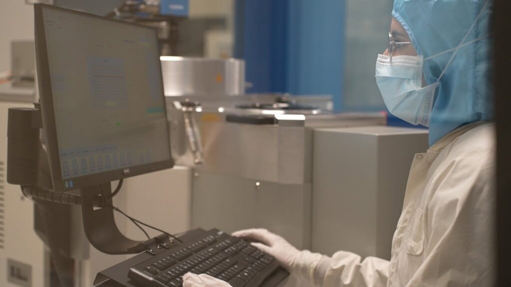 Transforman pequeñas partículas de luz en avances tecnológicos en telecomunicaciones, ciberseguridad o salud