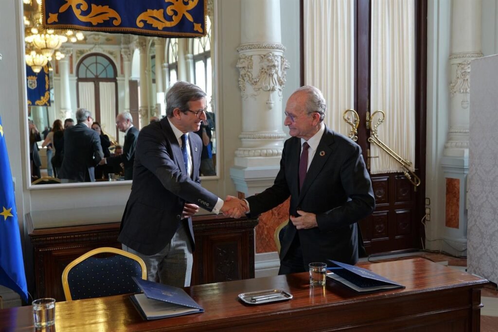 Ayuntamiento de Málaga, primera entidad pública andaluza en protegerse con paraguas de ciberseguridad de la Junta