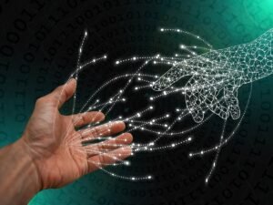 La inteligencia artificial como objetivo de los cibercriminales y herramienta para perfeccionar y lanzar los ataques