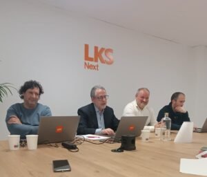 LKS Next celebra en su 35º aniversario un encuentro tecnológico con 200 profesionales y un 'hackatón'