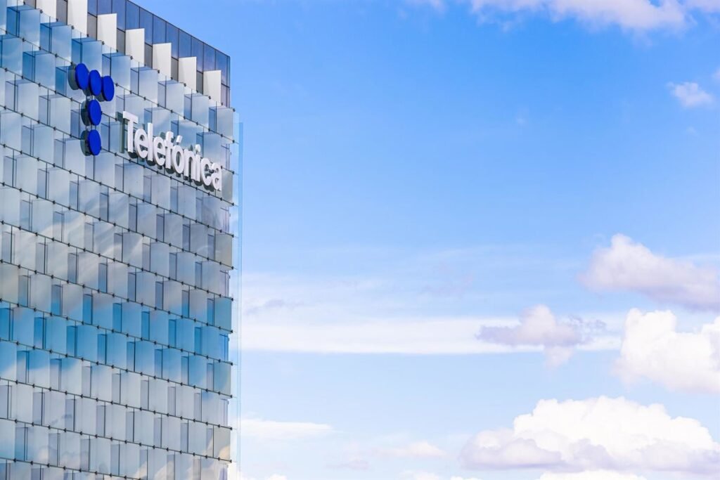 Telefónica evoluciona su servicio integral de ciberseguridad NextDefense con la tecnología de CrowdStrike