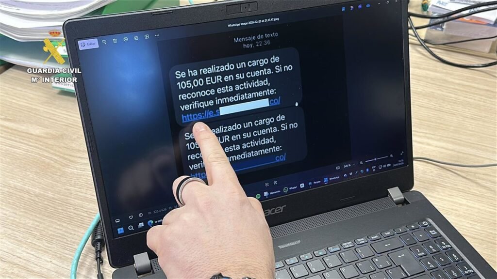 Un juzgado de Granada condena a un banco a devolver a un cliente 30.000 euros sustraídos por el método 'phishing'